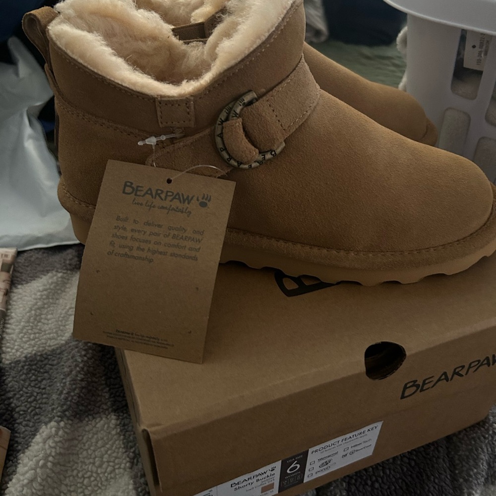 BearPaw Chestnut Ankle Boots